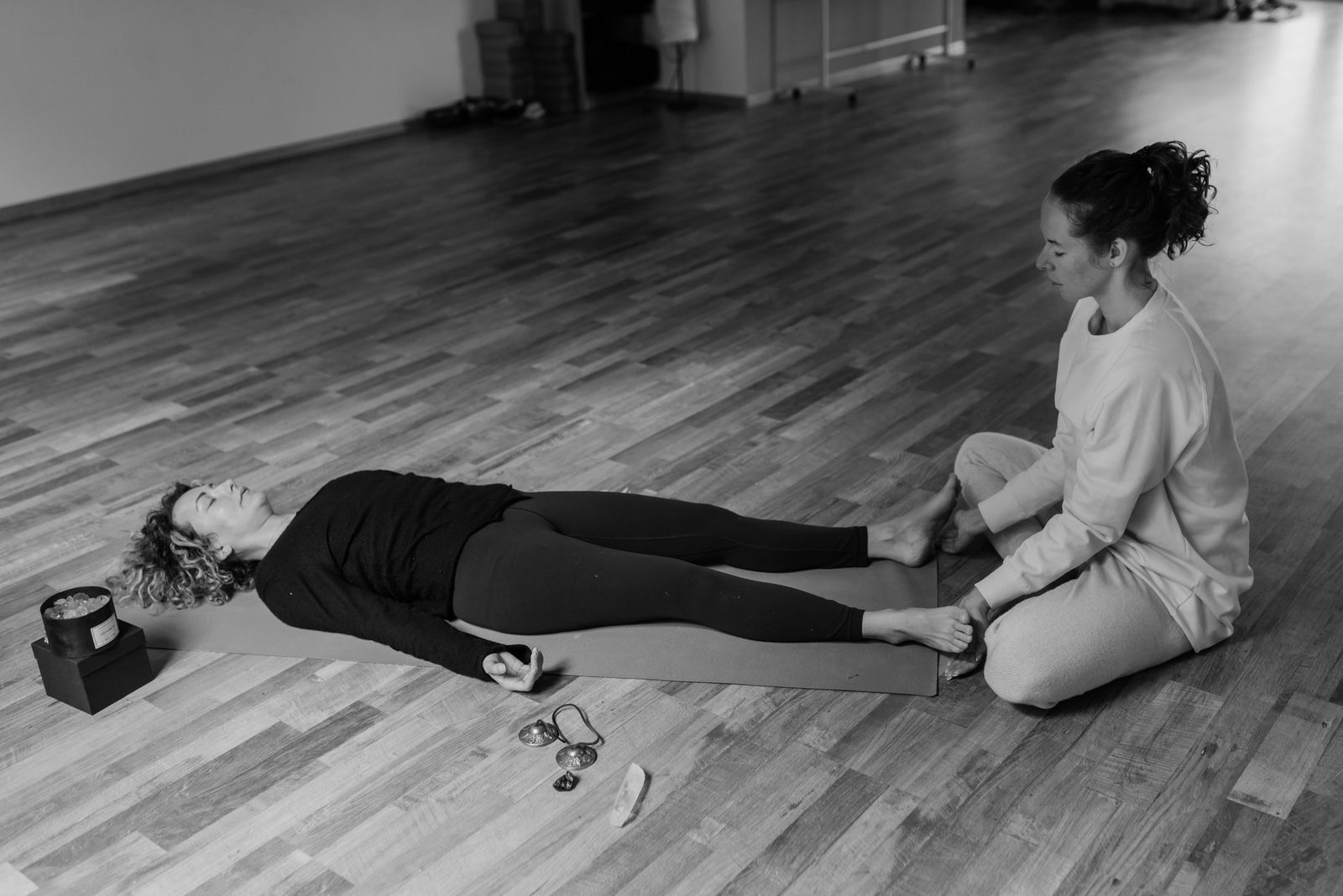 9 Signs That You Need Energy Healing & Understanding the Symptoms of Blocked Chakras